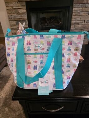 Swig Life Lake Girl Zippi Cooler Tote - NWT